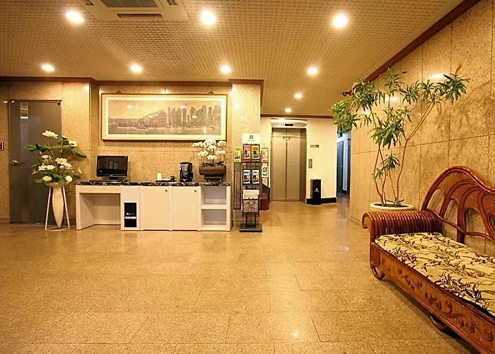 Hotel New World